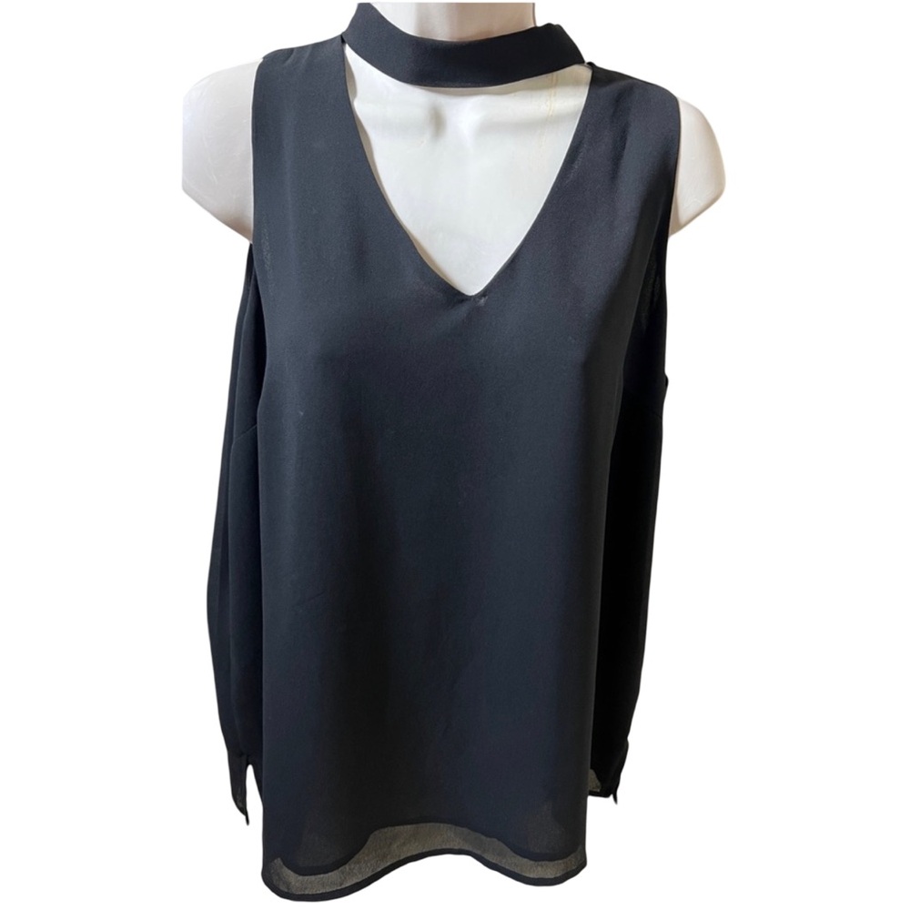 Maette black sleeveless top size M